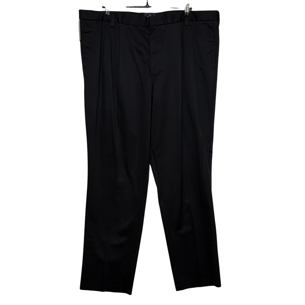 NEW Dockers Pant Men 44x32 Black D3 Classic Fit Pleated Signature Khaki Trousers